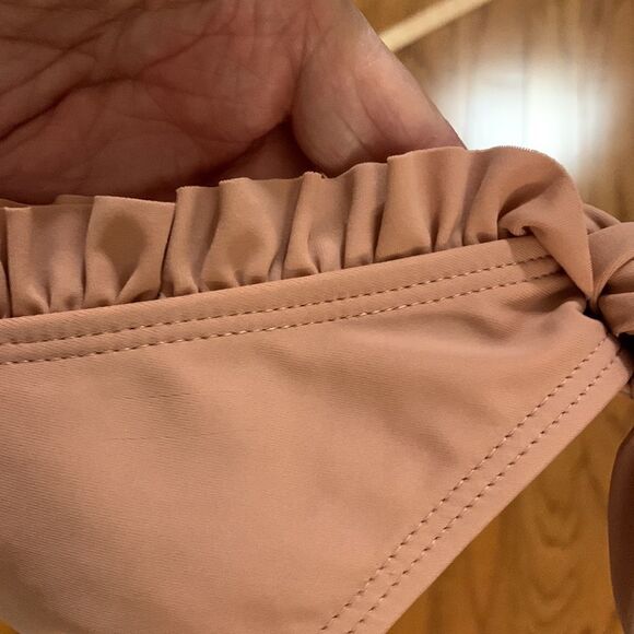 Xhilaration Size medium high thigh with scoop waist - Picture 5 of 5